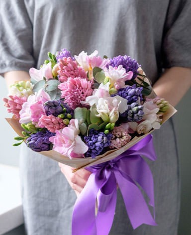 Бесплатная доставка цветов в Новокубанске